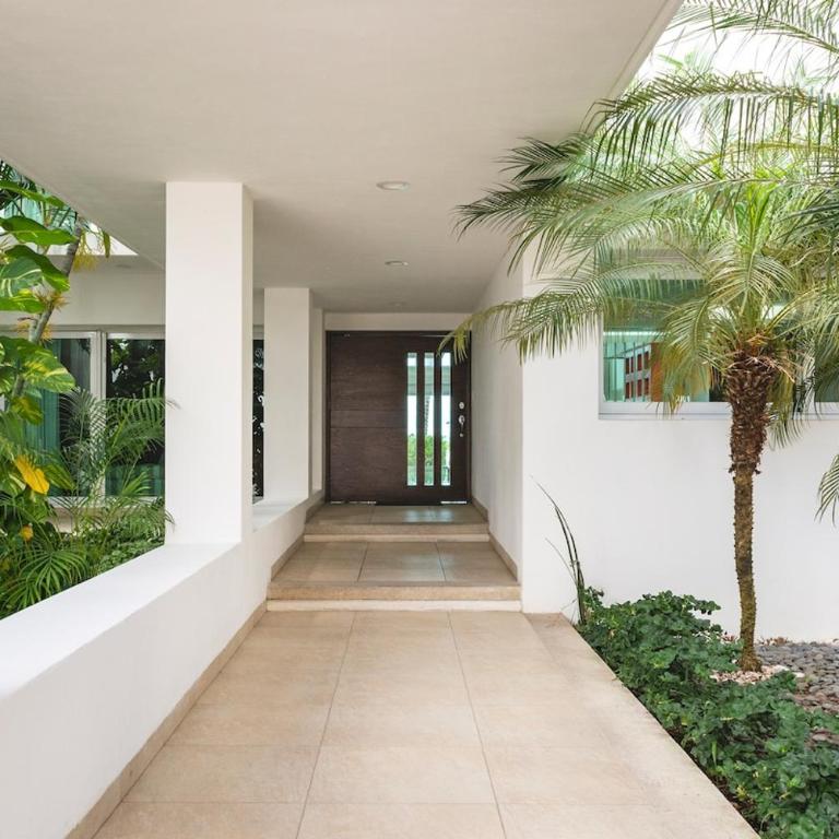 Villa RosMar Luxury Beachfront House - Villa - 49