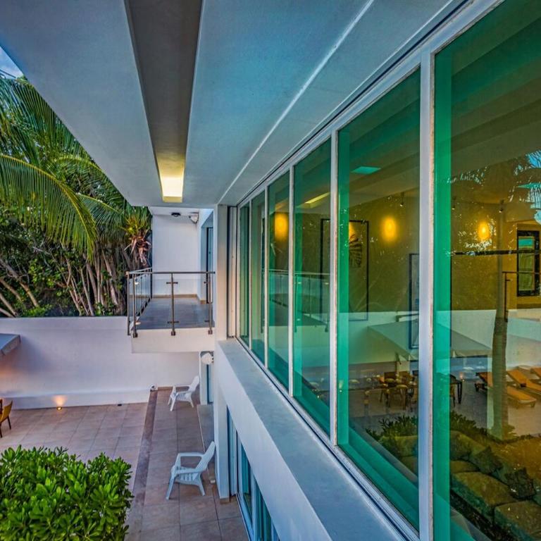 Villa RosMar Luxury Beachfront House - Villa - 52