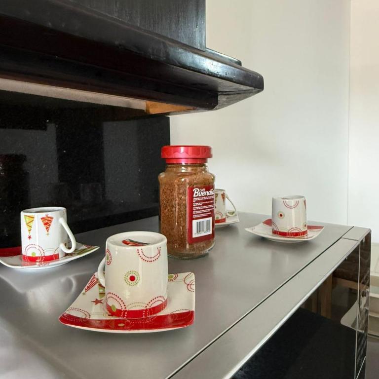 APARTAMENTO EN LAURELES, Ambiente familiar - Two-Bedroom Apartment with Balcony - 11