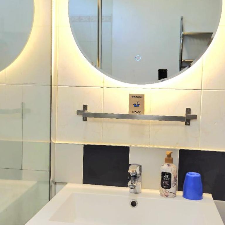 Appartement spacieux, lumineux et climatisé, proche tram V - Appartement 2 Chambres - 6