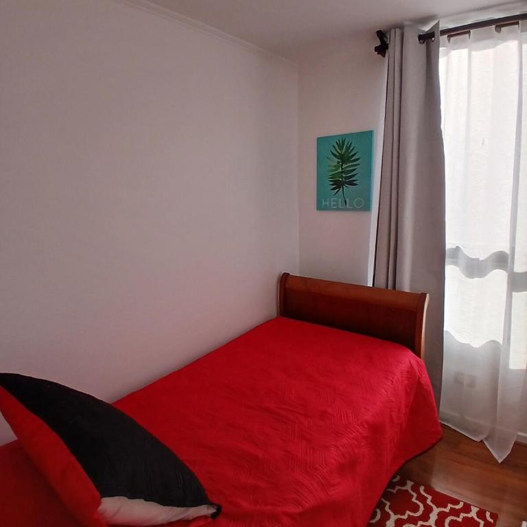 departamento cómodo, central con estacionamiento - Three-Bedroom Apartment - 10