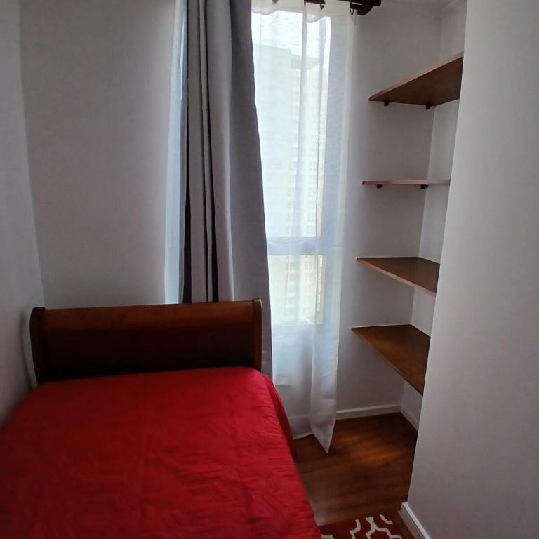 departamento cómodo, central con estacionamiento - Three-Bedroom Apartment - 15