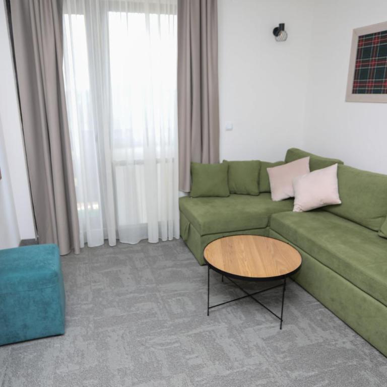 Hotel Board - Junior Suite (3 Adults) - 1