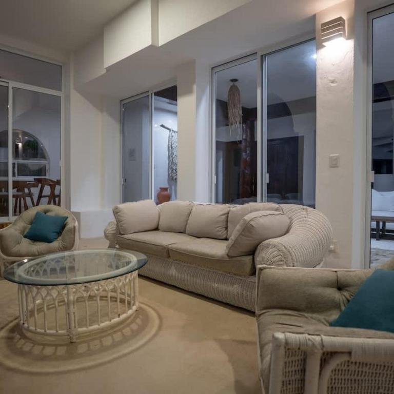 Unique 5BR Beachfront Villa w/ Private Pool! - Villa - 52
