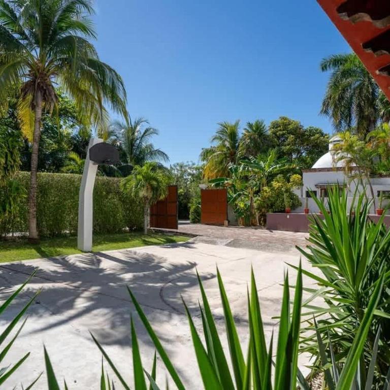 Unique 5BR Beachfront Villa w/ Private Pool! - Villa - 58