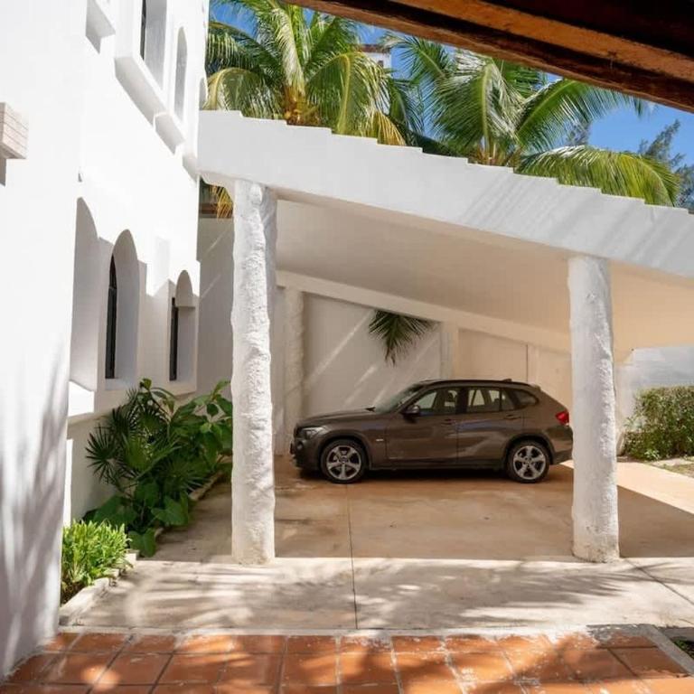 Unique 5BR Beachfront Villa w/ Private Pool! - Villa - 59