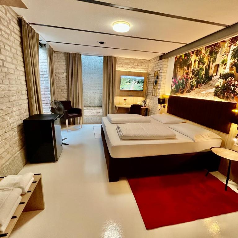 Adlzreiter City Pension - Doppel-/Zweibettzimmer mit Gemeinschaftsbad - 12