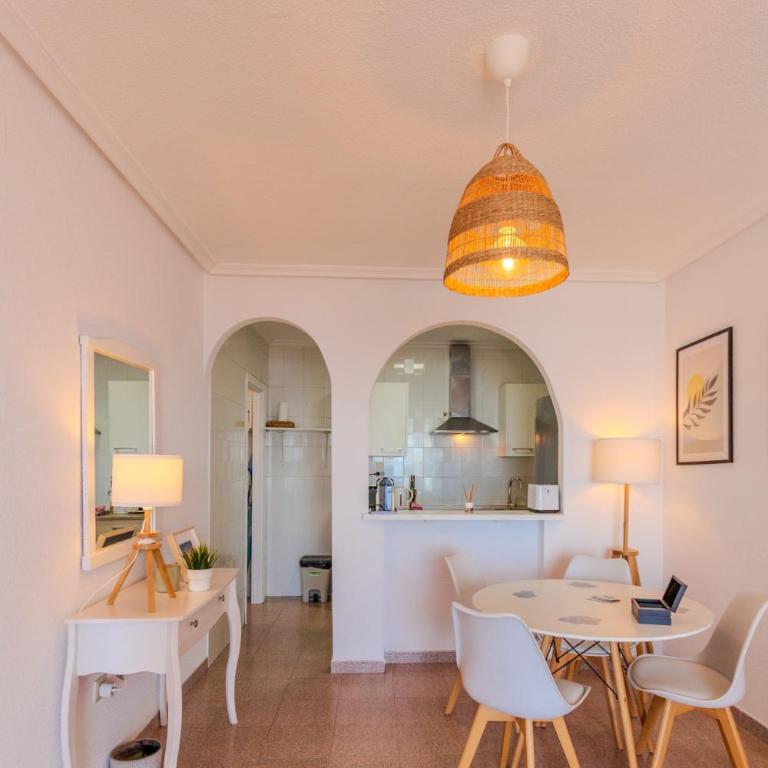 Infinite view of Tabarca near the sea and airport - Apartamento de 2 dormitorios - 30