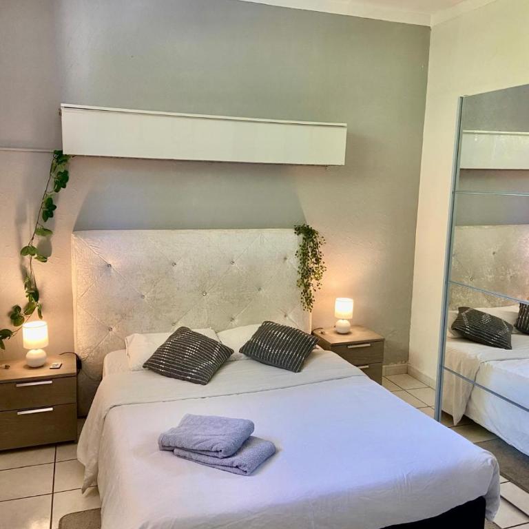 Isly Room's - Chambre Double Standard avec Salle de Bains Commune - 13