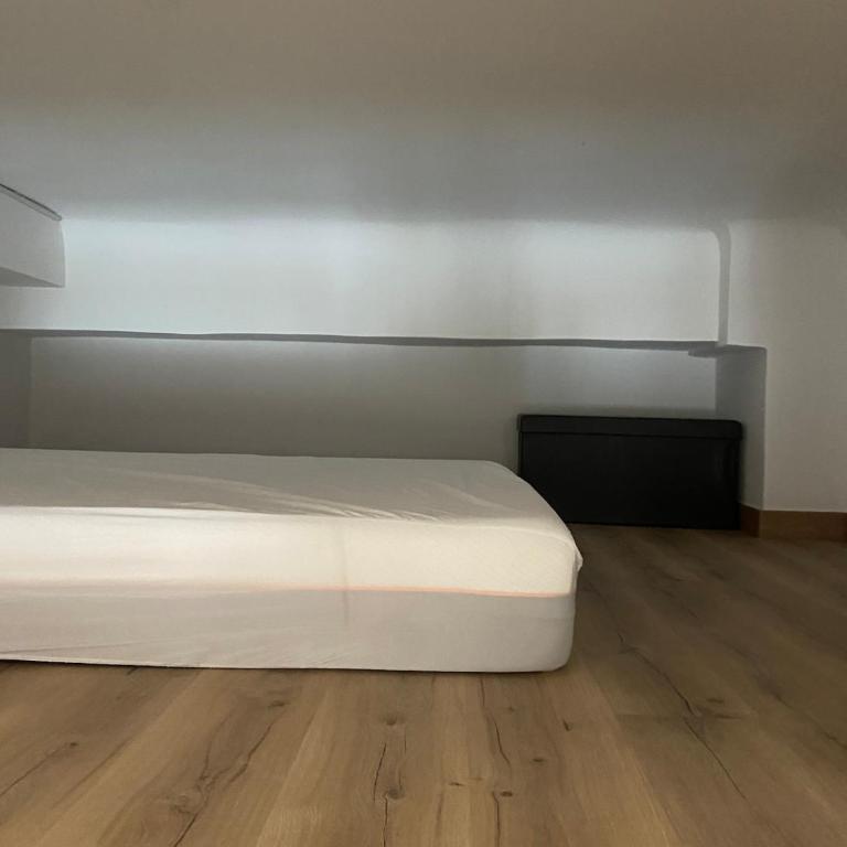 Apartment in Alicante Centro - Three-Bedroom Apartment - 31