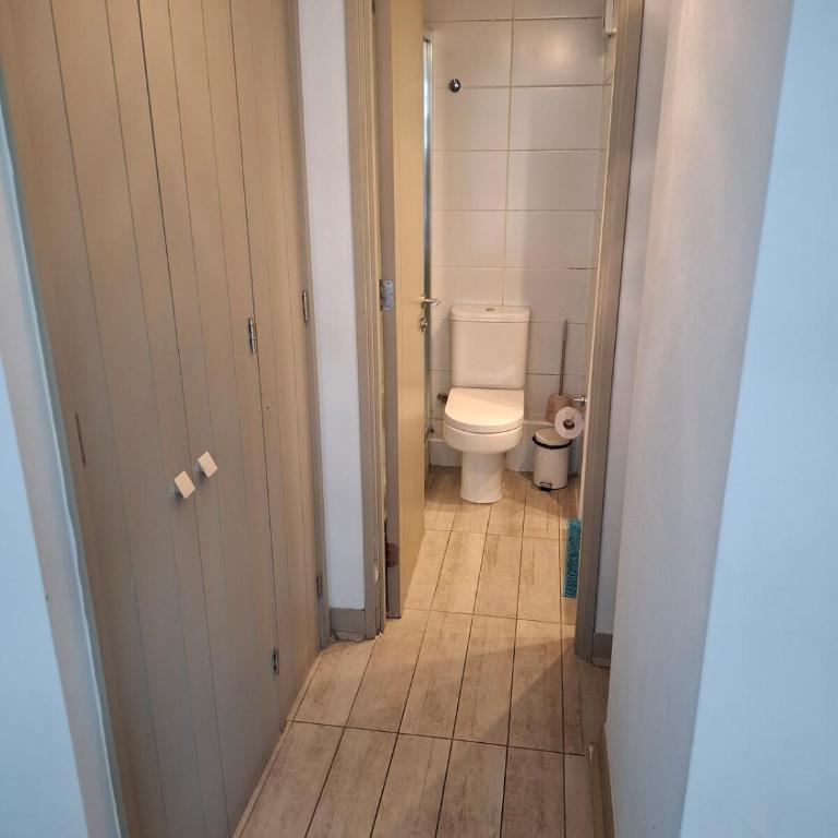 Depto estudio en excelente ubicación - One-Bedroom Apartment - 7