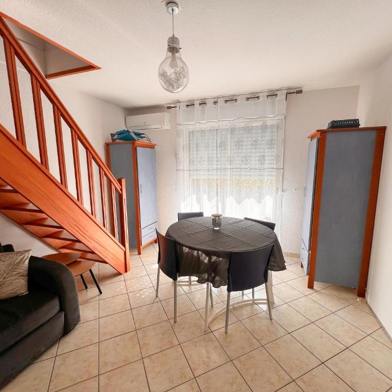 Maison Familiale dans le Domaine de la Plage avec Piscine Privée, à 200m de la Mer - Casa con 2 Camere da Letto - 30