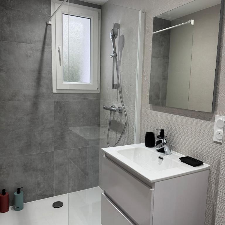 Longchamps 3 - Appartement moderne, 1 chambre, neuf, clim - Apartment mit 1 Schlafzimmer - 2