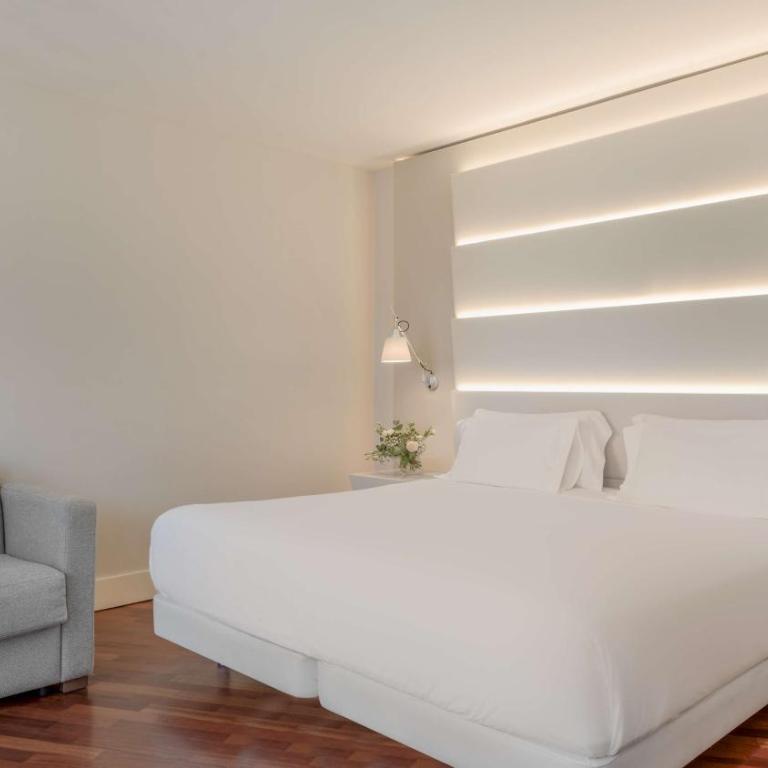 NH Málaga - Habitación Familiar - 4