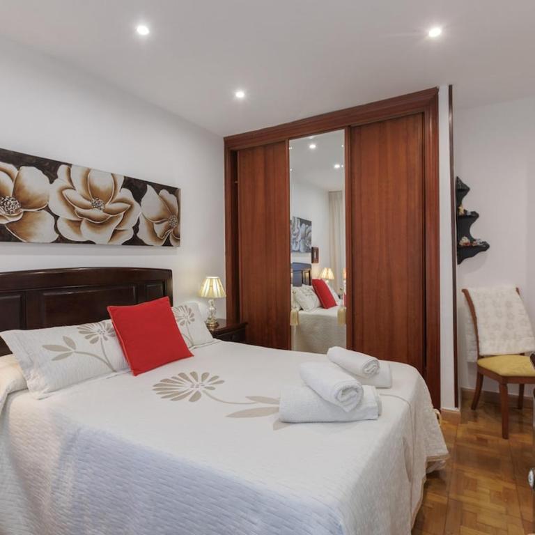 Comfort And Convenience In Las Marías - Apartamento de 2 dormitorios - 2
