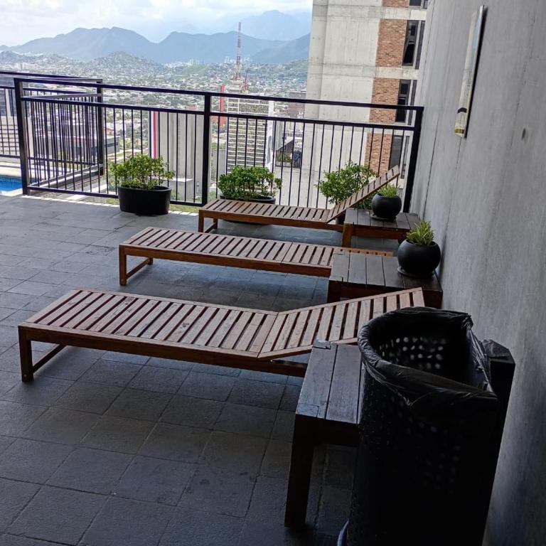 Stylish Private Room City Views & Prime Location - One-Bedroom Apartment - 43