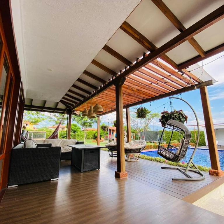 Beautiful Farm in Santa Elena - Villa - 1