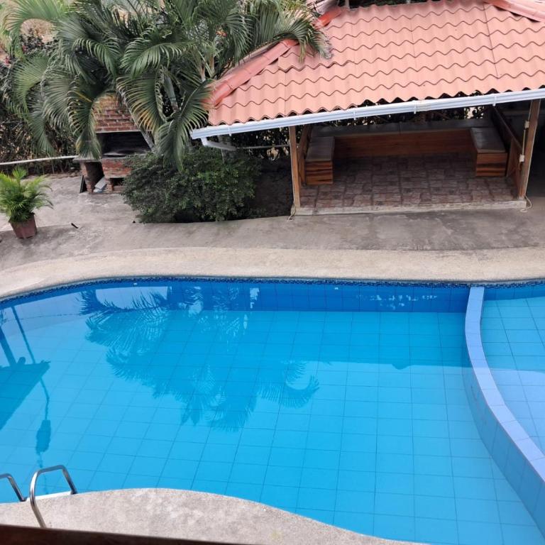 PiscinaCascolHostal - Basic Triple Room - 1