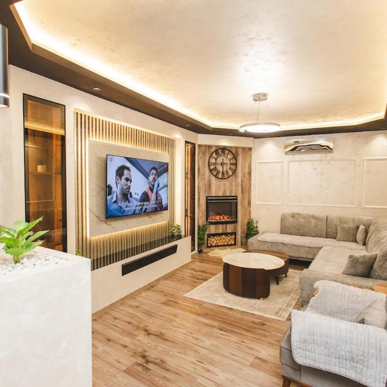 Stara Varos - Apartman sa 3 Spavaće Sobe - 1