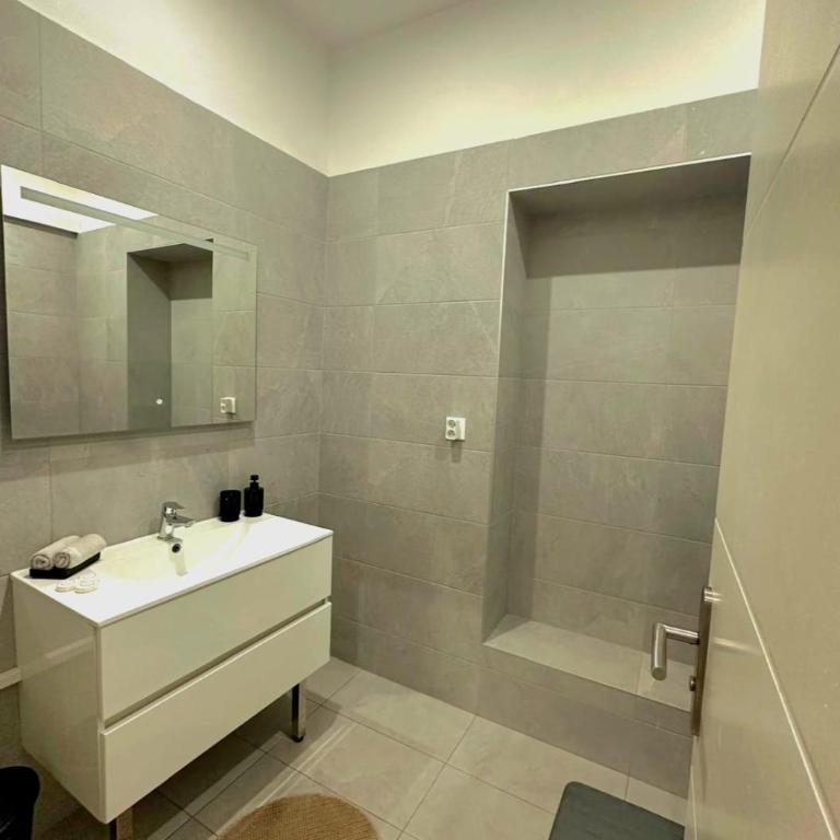Heart of Nice Beautiful apartment 3 bedrooms - Appartement 3 Chambres - 11
