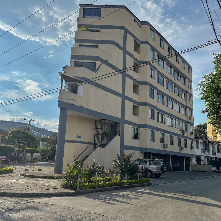 Apartaestudio Moderno San Fernando Sector Estadio - Apartamento - 29