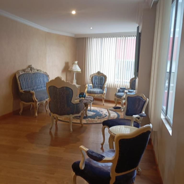 Departamento de Lujo sector Bosmediano - Apartamento de 3 dormitorios - 4