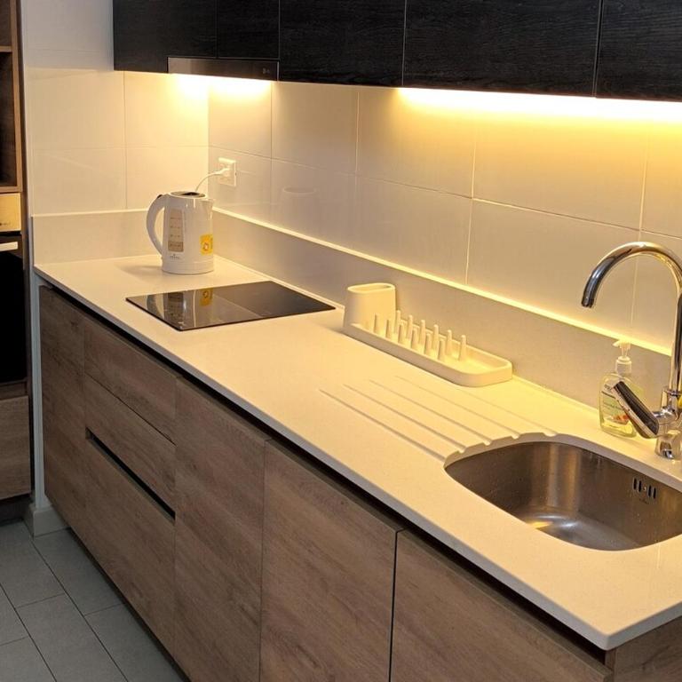 D6 New Central - King Bed - One-Bedroom Apartment - 7