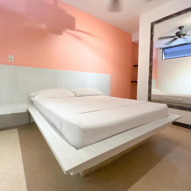 Hotel Natural Medellin - Standard Double Room - 3