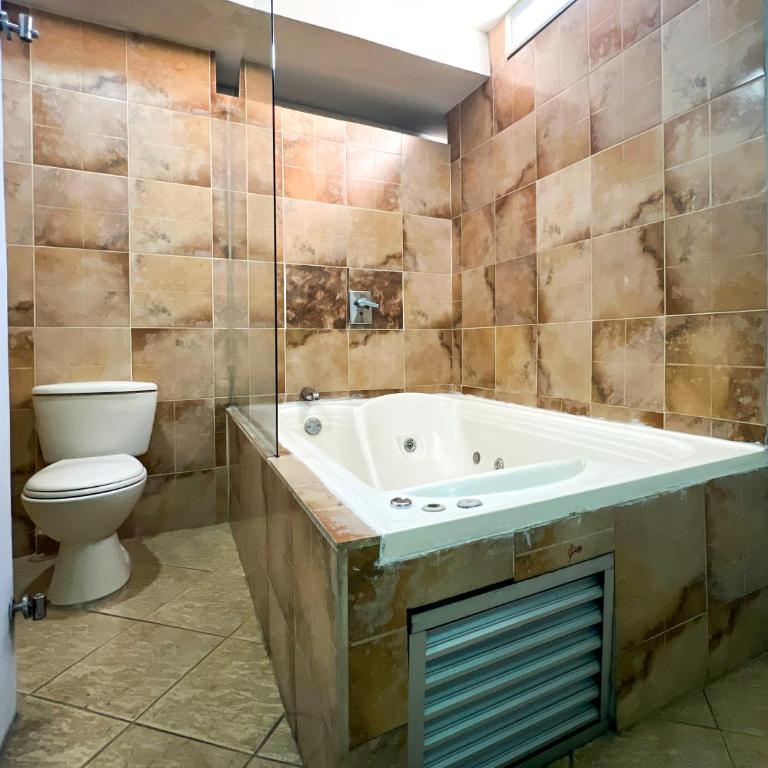 Hotel Natural Medellin - Double Room with Spa Bath - 1