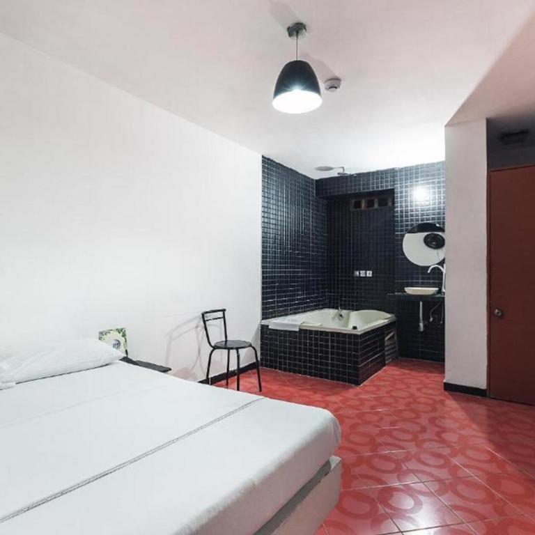 Hotel Natural Medellin - Double Room with Spa Bath - 5