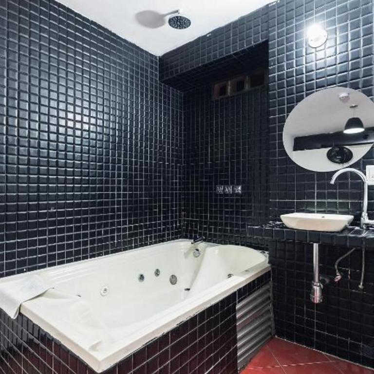 Hotel Natural Medellin - Double Room with Spa Bath - 4