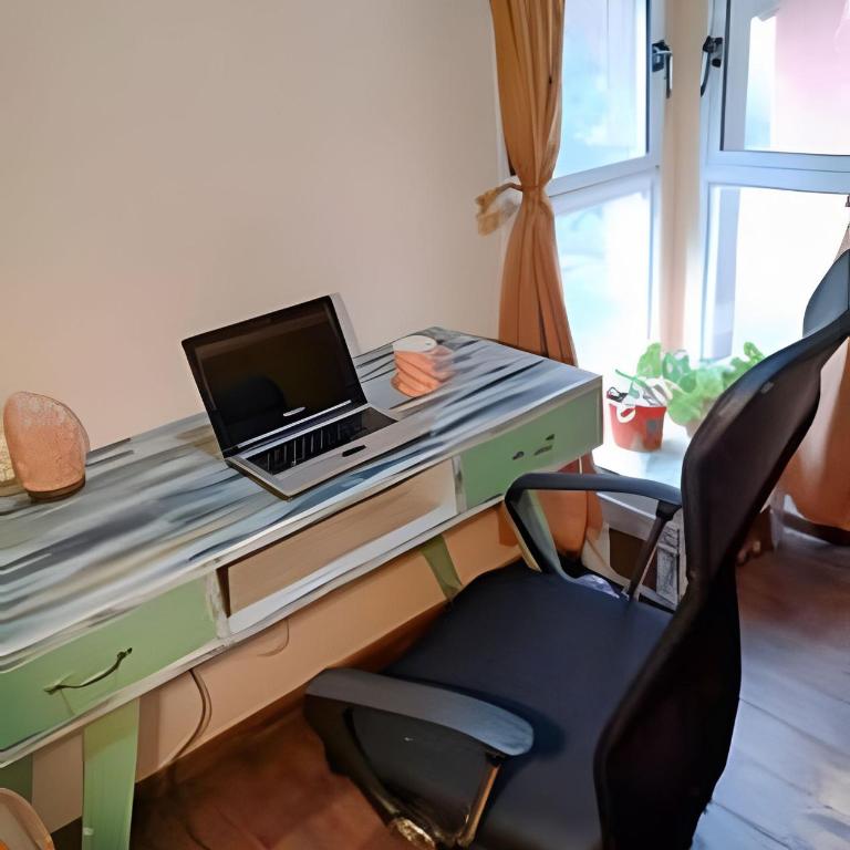 Mi Casa Tu Casa C -Relax & Starlink-Pet friendly - Double Room with Park View - 7