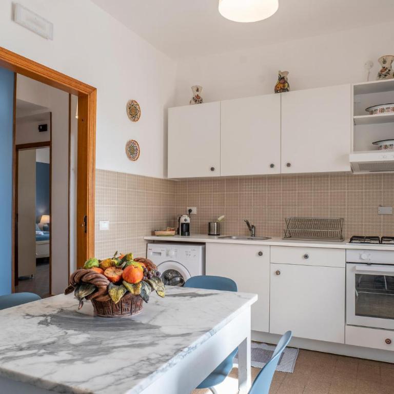 Amazing Apartment In Pozzallo With House Sea View - Apartment mit 2 Schlafzimmern - 2