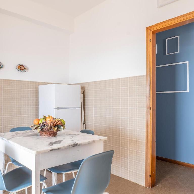 Amazing Apartment In Pozzallo With House Sea View - Apartment mit 2 Schlafzimmern - 17