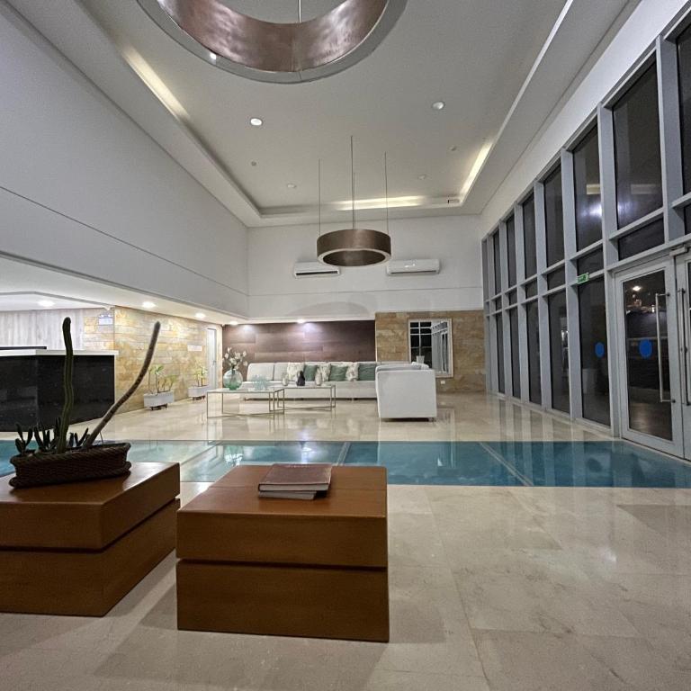 Ocean Drive Cartagena Apto con Piscina Infinity - One-Bedroom Apartment - 21