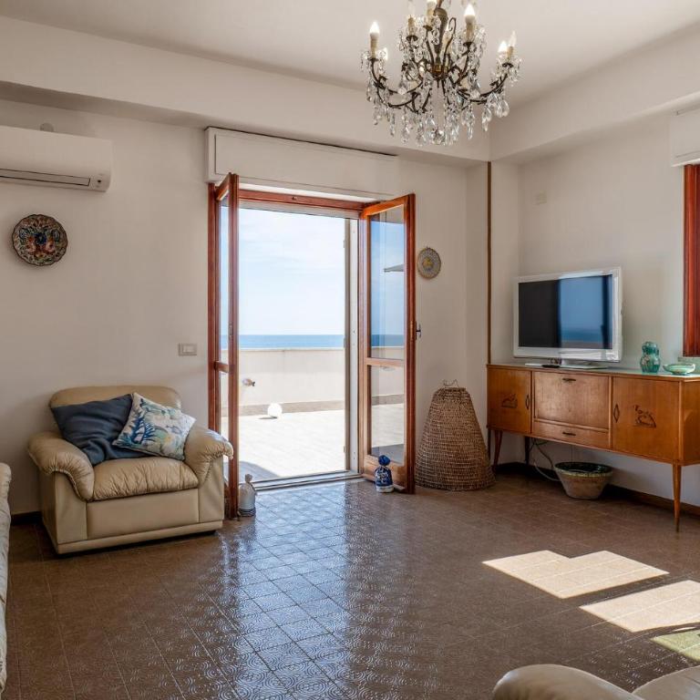 Amazing Apartment In Pozzallo With House Sea View - Apartment mit 2 Schlafzimmern - 3