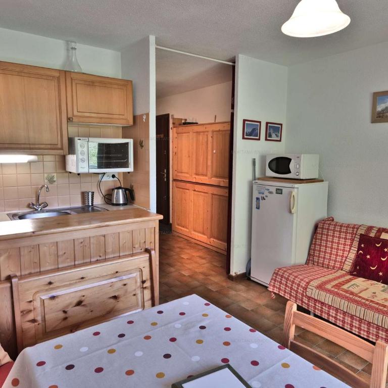 Studio confortable pour 4 pers. au Grand-Bornand - FR-1-458-241 - Estudio - 1