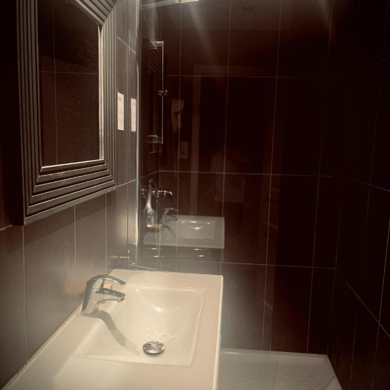 Villa des Arches - Deluxe Apartment - 5