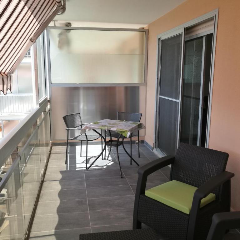 Sea Side Oceanides - Apartamento Estudio con vistas al mar - 10