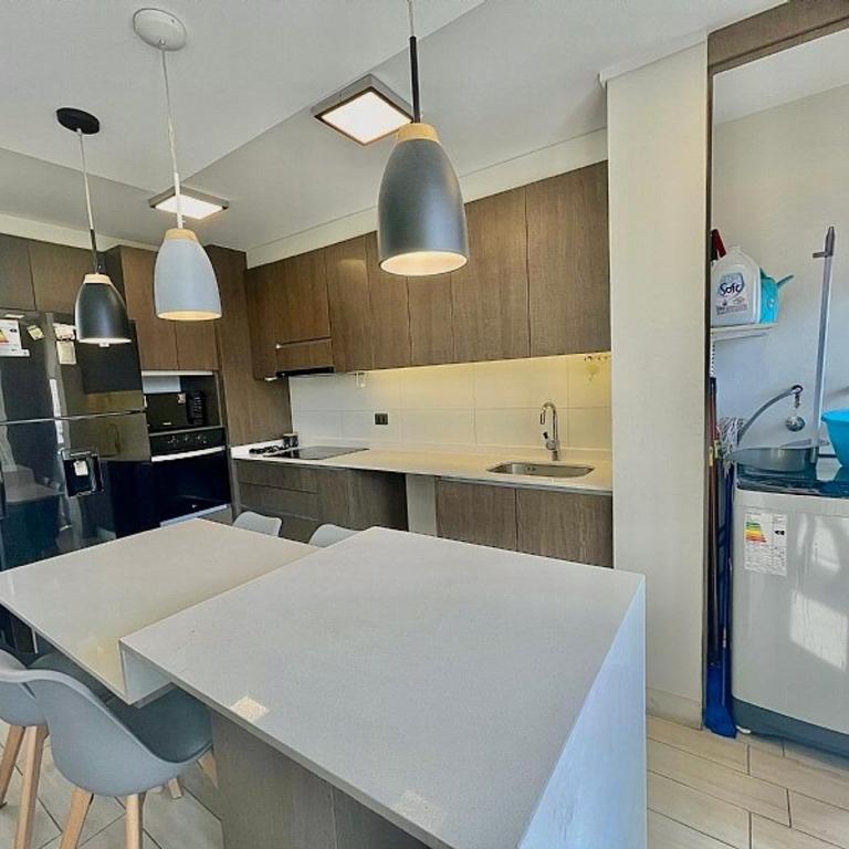 Departamento, 2 pisos, Metro, céntrico - Two-Bedroom Apartment - 12