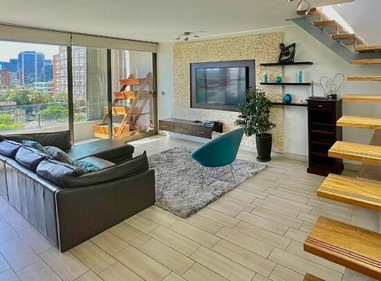Departamento, 2 pisos, Metro, céntrico - Two-Bedroom Apartment - 30