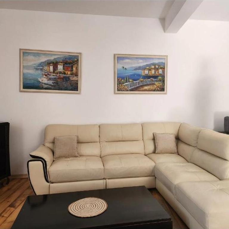 Ana - One-Bedroom Apartment - 3