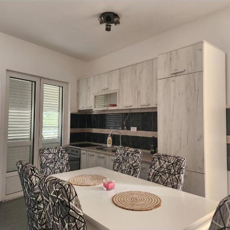 Ana - One-Bedroom Apartment - 5