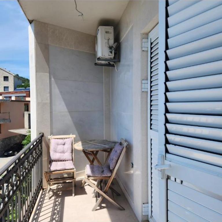 Ana - One-Bedroom Apartment - 7