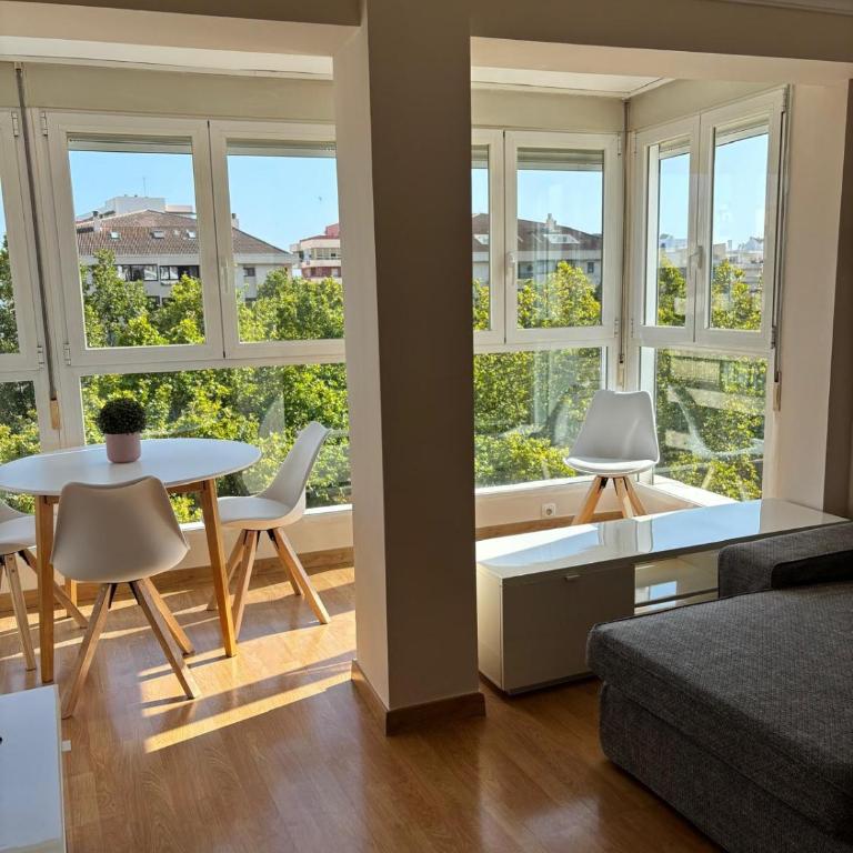Luminoso apartamento en el centro de Marbella - Apartamento de 2 dormitorios - 2