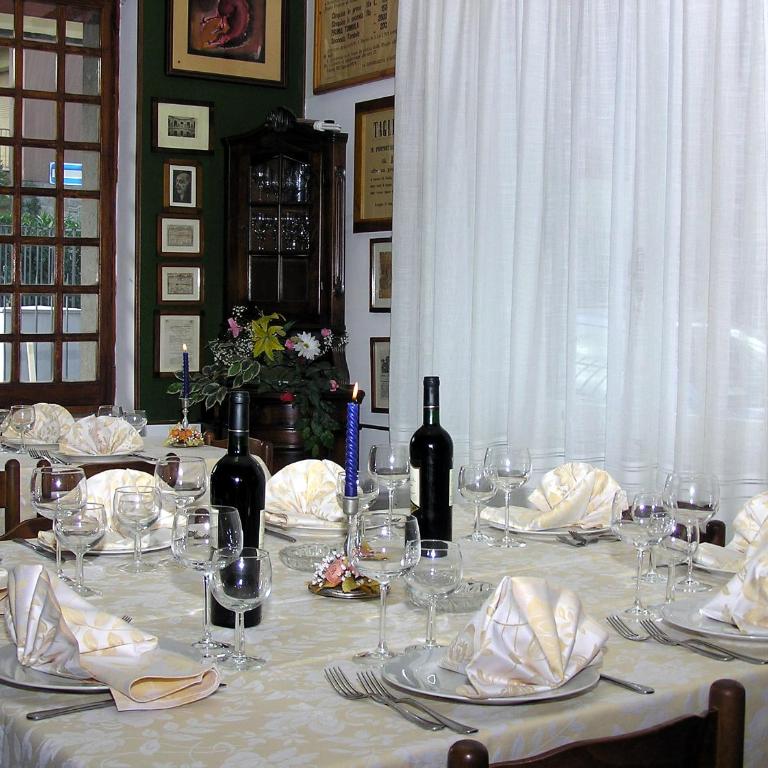 Hotel Ristorante Bagnaia - Camera Matrimoniale Standard - 5