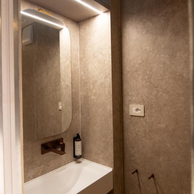 B&B Villa Margherita - Luxury Rooms in Padua - Camera Matrimoniale Superior - 5