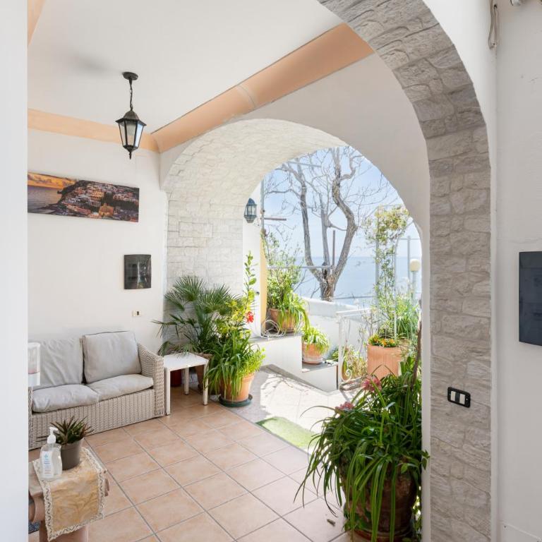 Maristella - Appartamento con 4 Camere da Letto e Vista Mare - 10