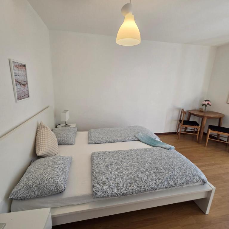 Julia Zimmer Luzern - Apartment mit 9 Schlafzimmern - 35