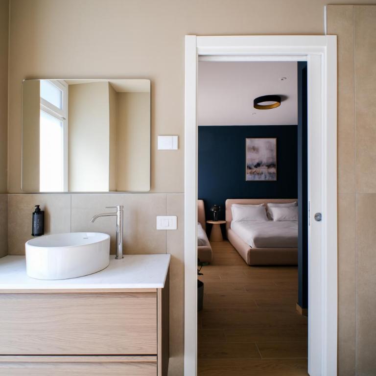 Garden Triple Suite - 3 min walk to Bernina Express - Junior Suite with Mountain View - 6